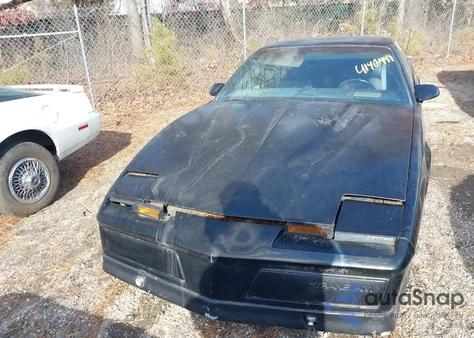 1984 Pontiac Firebird Trans Am from USA, damaged, VIN 1G2AW87G0EL235254